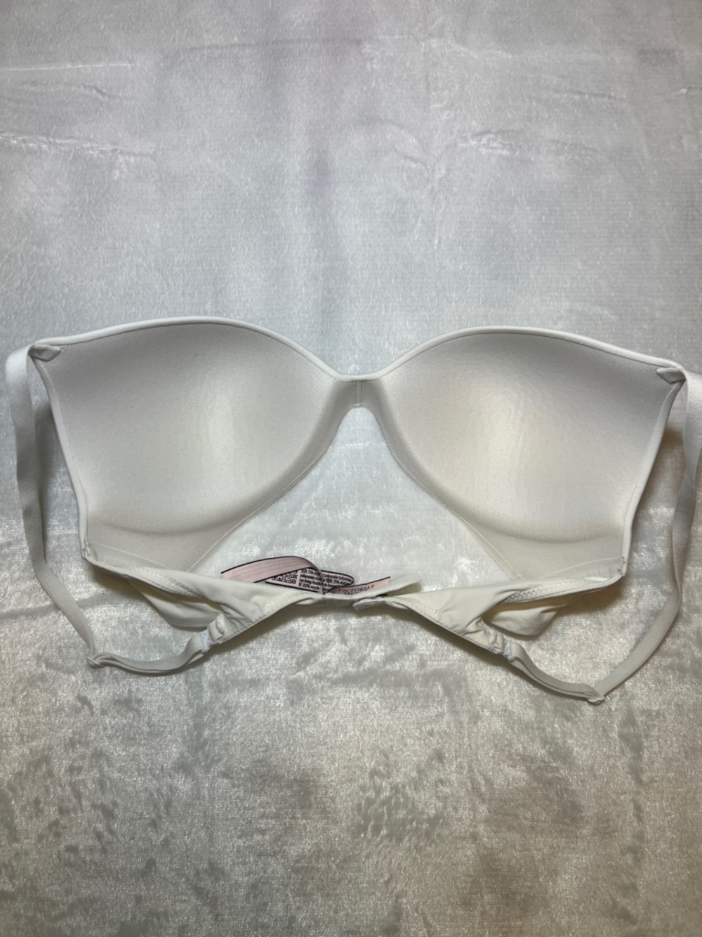 Victoria’s Secret bra T Shirt Lightly Lined No wire 32D - Picture 3 of 7